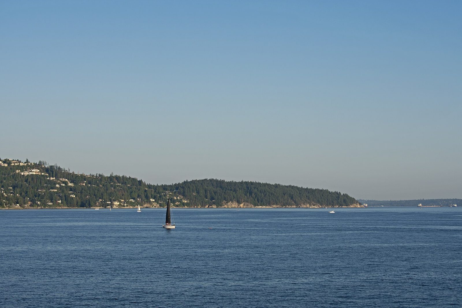 West Vancouver from the ferry (1)